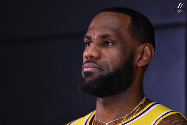 森保一考虑南野拓实随队出征世界杯_指导者_日本_球员